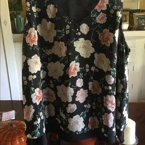 Torrid floral black tank blouse size 2X like new
